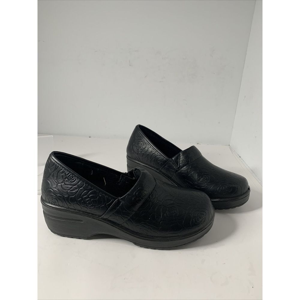Easy Street Womens Origin Clogs Shoes Black Leather Floral Slip On 8 W New - Picture 4 of 7